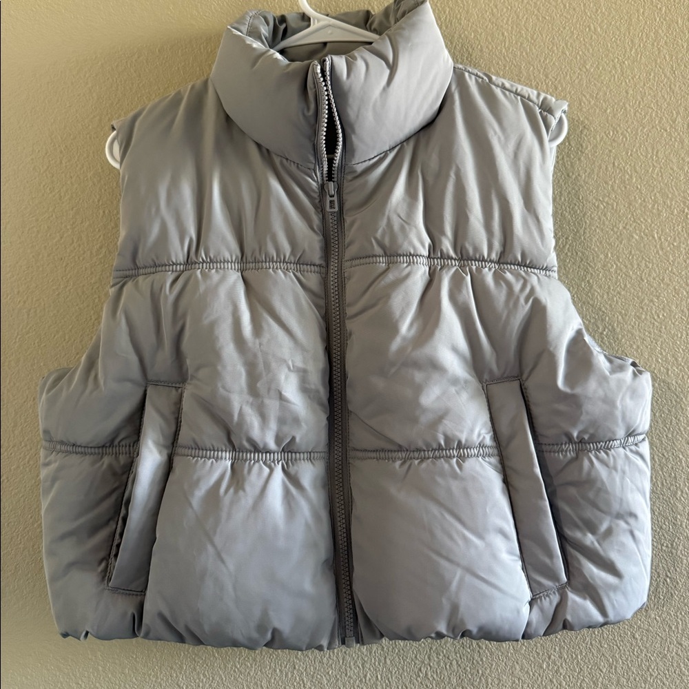 H&M Cropped Zip Up Vests